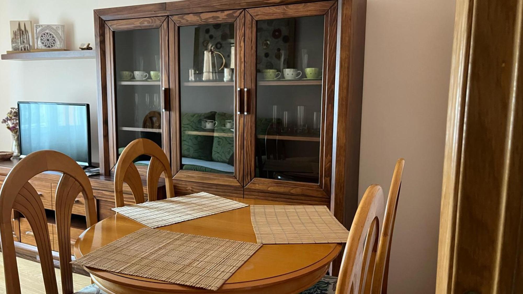 Vivienda Al Pie Del Castillo Apartment *